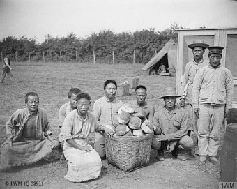 Bread making crew 1918.